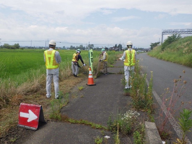 水沢除草 作業状況